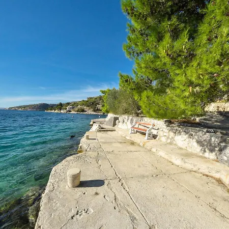 Vukic-1 By Interhome 特利巴尼克鲁斯奇卡