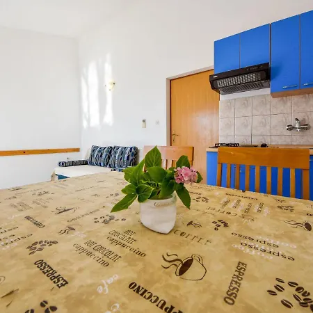 Vukic-1 By Interhome Apartamento *