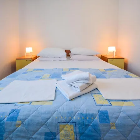 Apartmán Vukic-1 By Interhome *